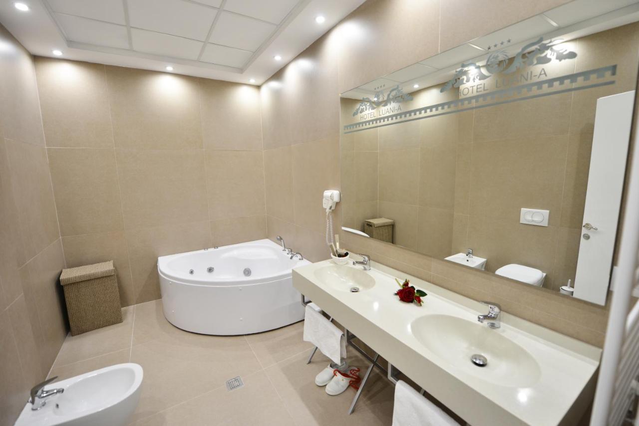 Luani-A Spa & Wellness Center Shkoder Bagian luar foto