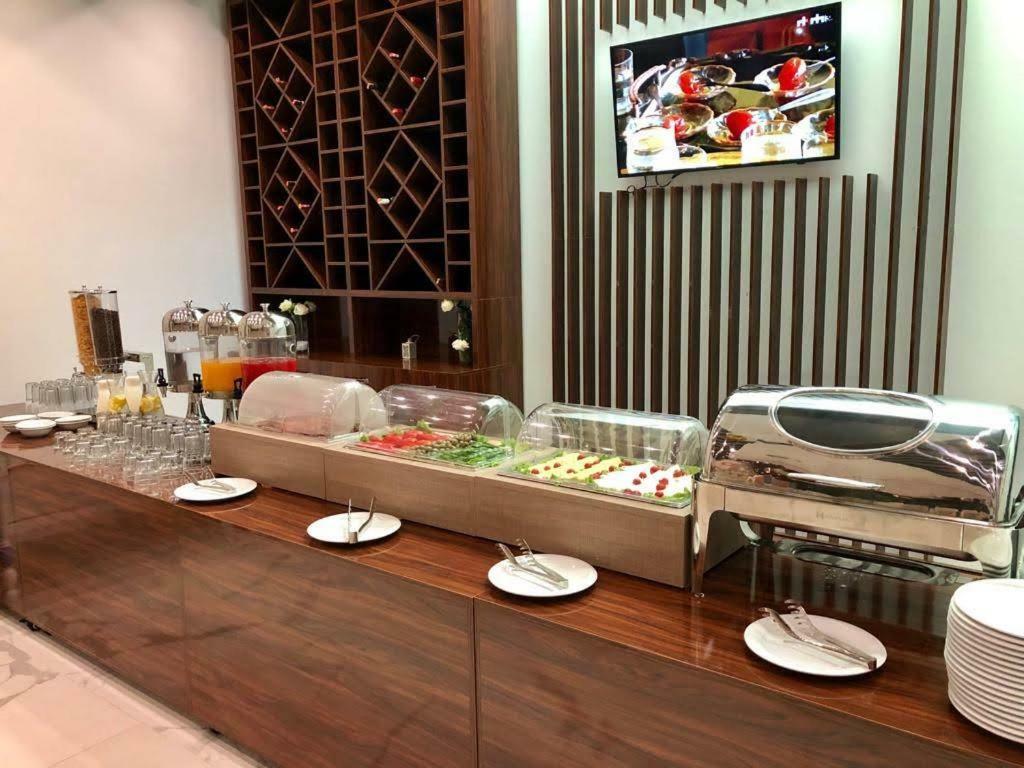 Luani-A Spa & Wellness Center Shkoder Bagian luar foto
